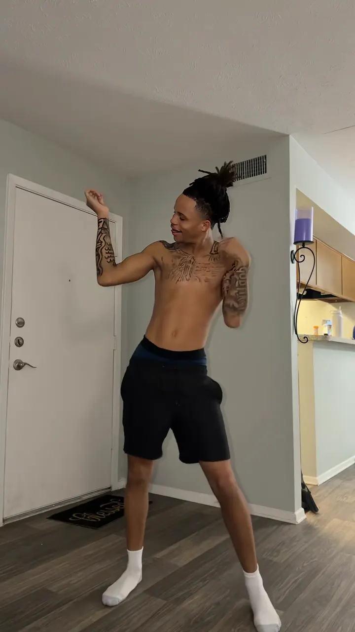 The original Lil T Jones dance by @frecklefacejb on TikTok
