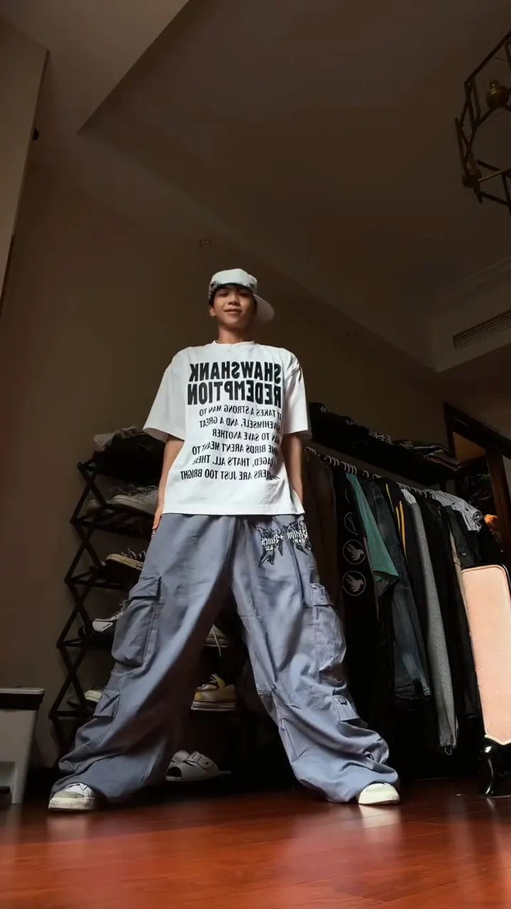 The original NEON dance by @lyangaga on TikTok