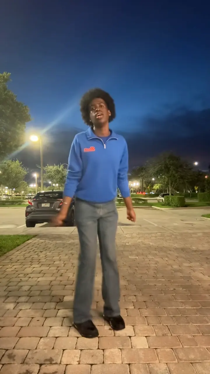 The original Pick It Up dance by @overlyyocean on TikTok